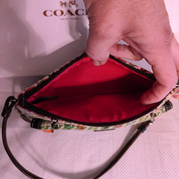 Coach 100% Wool & Leather Hampton Tattersall Multi Plaid Wristlet, EUC